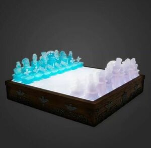 NEW 2022 Disney Parks Haunted Mansion Chess Set Light-Up Chessboard Hatbox Leota 海外 即決