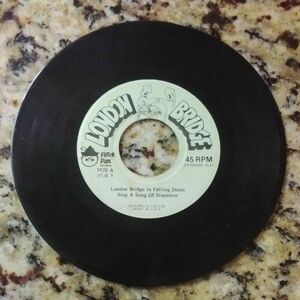 LONDON BRIDGE IS FALLING DOWN / MUFFIN MAN SWEET AND ロウ 45RPM PETER PAN RECORDS 海外 即決