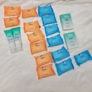 Disney Resorts H2O+ Toiletries - Facial & Body Soap Bars, Etc. Lot Of 19 NEW 海外 即決