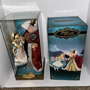 Disney Fairytale Collection Alice in Wonderland Alice & the Red Queen Dolls 海外 即決