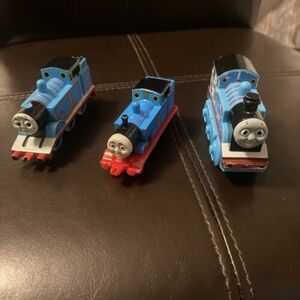 Thomas And Friends Lot Of Three Thomas Engine.plastic And Metal 海外 即決