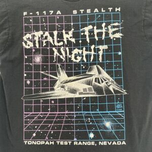Stalk The Night F-117A Stealth Tonopah Test Range T-Shirt Large Screen Stars VTG 海外 即決