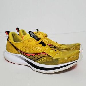 サッカニー KINVARA ランニング Shoes 27.5cm(US9.5) メンズ Vizigold/Viziレッド Storm Fit 海外 即決