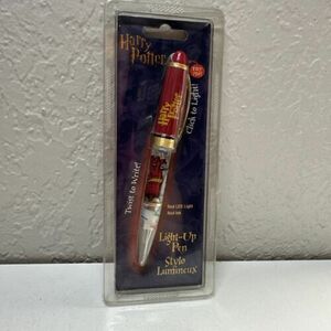 HARRY POTTER Light-Up Pen RED Light Red Ink New In Package L2 海外 即決
