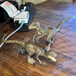 Jurassic World Legacy Island Escape / kitchen raptor dinosaur park jp figures 海外 即決