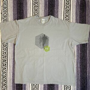 Vintage Men's Large 100% Organic Cotton Beneficial T's by Patagonia 海外 即決