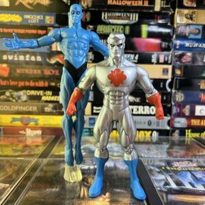 DC Direct Public Enemies Captain Atom and Dr Manhattan Watchmen Movie 2 Figures 海外 即決