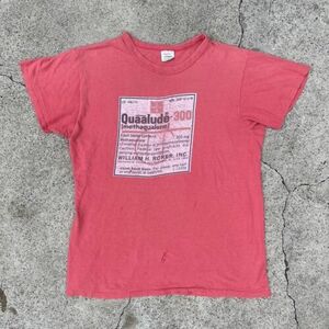 True Vintage 70s Quaalude - 300 Drug Grunge T Shirt Red Small Rare Single Stitch 海外 即決