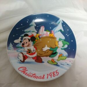 Vintage The Disney Collection: Christmas 1985 Plate Santa's Helpers 海外 即決