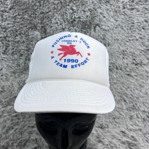 Vintage Mobil Oil Red Flying Pegasus Logo White Snapback Trucker Hat Cap 1990 海外 即決