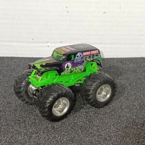 Hot Wheels Monster Jam GRAVE DIGGER Mattel 1:64 Scale 海外 即決