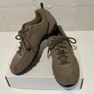 Mens ハイテック Adventure T100 Carbon Flex Groove Milano スエード CASUAL Shoes Sz 9 海外 即決