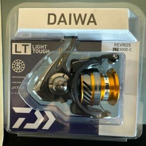 DAIWA REVROS LT 3000-C 5.3:1. REVLT3000-C 5 BB SPINNING REEL 海外 即決