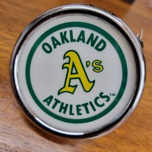 Armbruster Medallion Light - MLB - Oakland Athletics - Car Truck RV Bike New D6 海外 即決