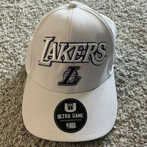 Los Angeles Lakers NBA Ultra Game White/Purple Adjustable Hat NWT 海外 即決