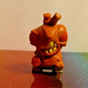 Flush Force Series 1 #12 GRODY GRUBS Brown Mini Figure Mint OOP 海外 即決