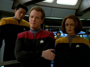 EXO-6 Star Trek Voyager 1/6Lt. (JG) Tom Paris-Lt. B'Elanna Torres-Ens. Harry KIm 海外 即決