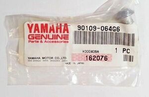 NOS Genuine Yamaha Front/Rear Brake Caliper Bolt 90109-064G6 NEW OEM FAST SHIP 海外 即決