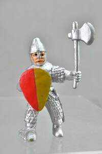 Safari Ltd Medieval Mini Figur Knight with Axe Pikeman 海外 即決