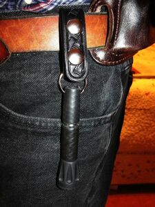 Ti Rod Tactical Titanium 4.25" Belt Carry Rubber Capped Door Knocker 海外 即決
