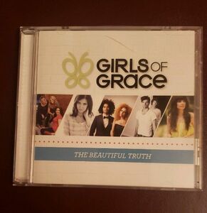 One Used Music CD Girls of Grace: The Beautiful Truth (Broken Case Arm) 海外 即決
