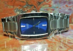 Sharp Silver Tone Casio Quartz Watch, Deep Blue Face 海外 即決