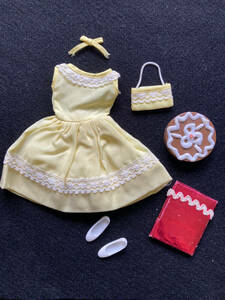 VINTAGE 1960s CRICKET HAPPY BIRTHDAY Yellow Dress SET Excellent-TRESSY'S Sister 海外 即決