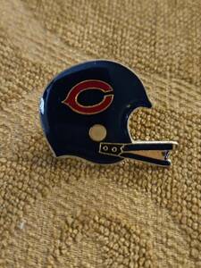 Vintage NFL Helmet Enamel Lapel Pin Chicago Bears 海外 即決