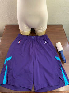 NBA Charlotte Hornets Basketball Game Issued Shorts Purple/Teaal Size 40+2 海外 即決