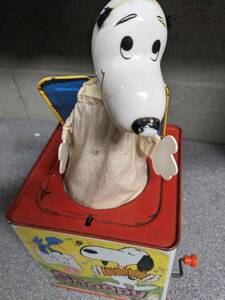 Vintage 1966 SNOOPY & the Peanuts Jack in the Metal Music Box by Mattel Parts 海外 即決