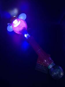 Disney Christmas Holiday Cheer Animated Snow Wand Lights Up & Plays Music 海外 即決