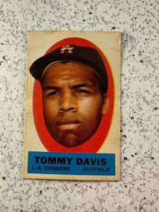 1963 Topps Baseball Peel-Off # Tommy Davis - Los Angeles Dodgers VG 海外 即決