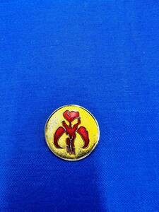 STAR WARS GALAXY'S EDGE Disney ~ Mandalorian symbol pin(no pin back) 海外 即決