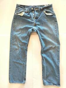 LEVI'S 501 Men 36 x 30.5 Button Fly Blue Denim Jeans 100% Cotton Distressed 海外 即決