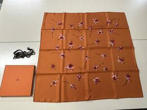 0604-194 0185【1円スタート】 エルメス　HERMES　カレ90　スカーフ　フクシャの花　FLEURS DE FUCHSIA　シルク　箱付き