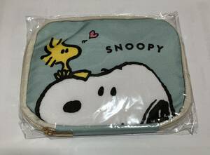 未使用品★雑誌『ゼクシィ』付録 役立ちすぎるSNOOPY 万能マルチケース スヌーピー PEANUTS ポーチ　小物入れ 