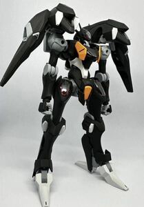 バンダイ BANDAI / 機動戦士ガンダム 水星の魔女 HG 1/144 ガンダム ファラクト GUNDAM PHARACT / 塗装済み 完成品