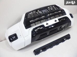 トヨタ純正 GUN125 ハイラックス GRスポーツ 後期 フロントバンパー 52119-YP580 エネルギー フロントグリル付 ホワイト センサー用 棚1H23