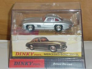 DINKYTOYS MERCEDES-BENZ 300 SL silver 