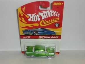 ΔHotWheels Classics 1-1 1957 Chevy Bel Air 緑