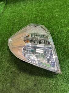 点灯OK!ホンダ純正 DAA-GP1 HVフィットハイブリッドLED テールライト テールランプ 左側LH STANLEY P9883