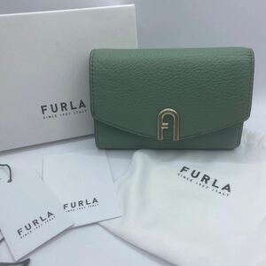 ★新品★定価31900円★FURLA(フルラ)/プリムラ/三つ折り財布/コンパクトウォレット/本革/レザー/グリーン/WP00217 BX0053