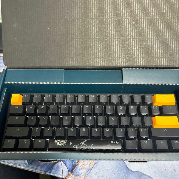 Ducky one 2 mini 茶軸