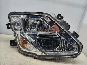  used UDto Lux k on original LED right head light 24V KOITO 100-25801 ( shelves 0000-317)