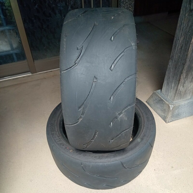 ナンカンAR-1 255/40R17 中古品2本