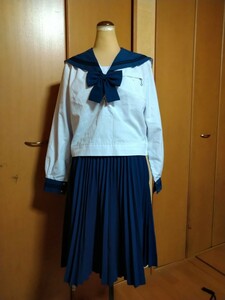 浜松日体高等高校女子制服夏長袖とリボンとスカート冬上着とリボンとスカート学校指定のコートの７点セット