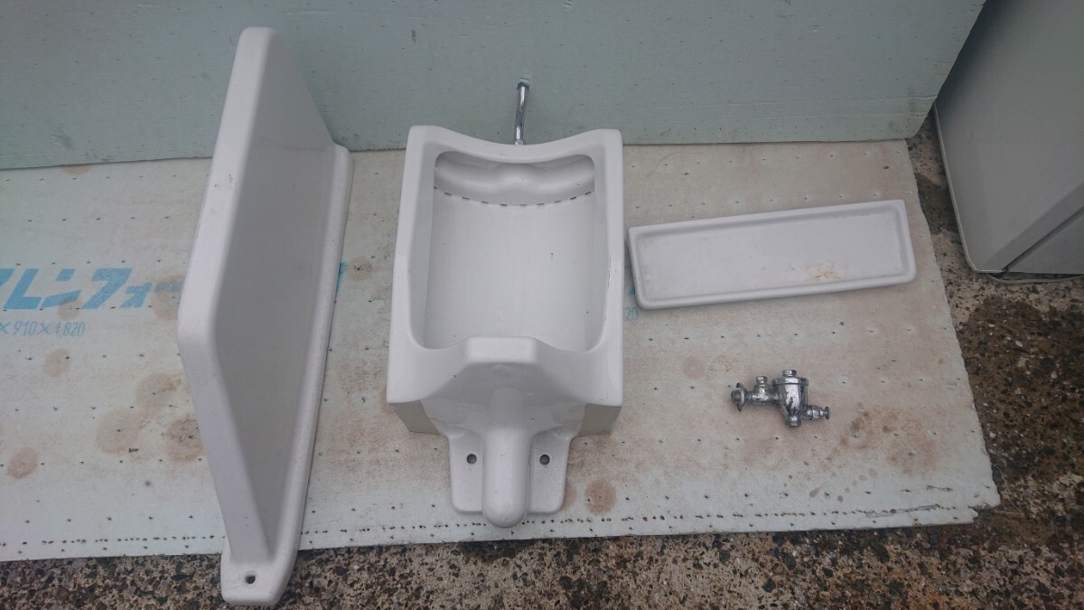Yahoo!オークション -「toto 小便器」(便器) (トイレ)の落札相場 Yahoo!オークション -「toto 小便器」(便器) (トイレ)の落札相場