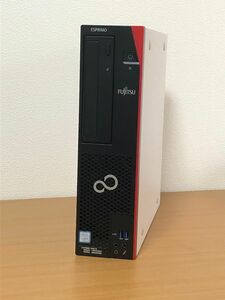 富士通デスクトップパソコン/SSD 256GB/メモリ32GB/i5-7500