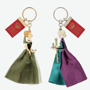 ディズニーシー ファンタジースプリングス アナ雪 キーチェーン2種