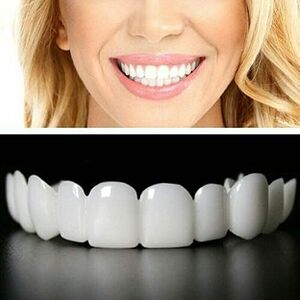 2組の男女は即時に義歯を貼り、臨時をカスタマイズすることができる入れ歯、歯改善ほほえみ美白代替品、すべての人に適して、多色